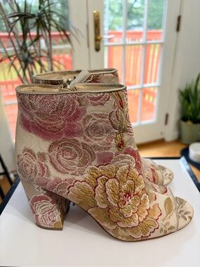 NineWest Floral Embroidered Peep-Toe Ankle Boots in Ivory, bronze and Pink